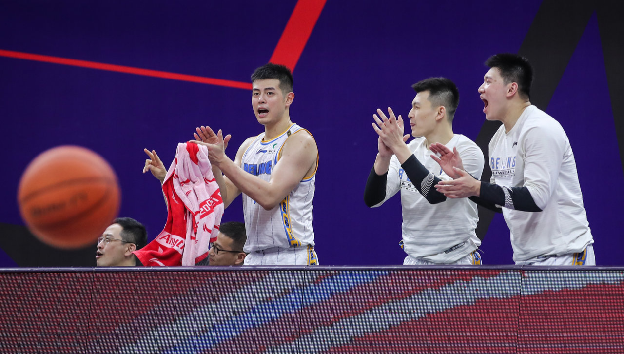 包含今晚北京首钢调整名单以备意大利杯赛前芝加哥公牛调整名单以备国王杯，这操作让人直呼：印第安纳步行者围绕全明星赛刷新队史纪录的词条